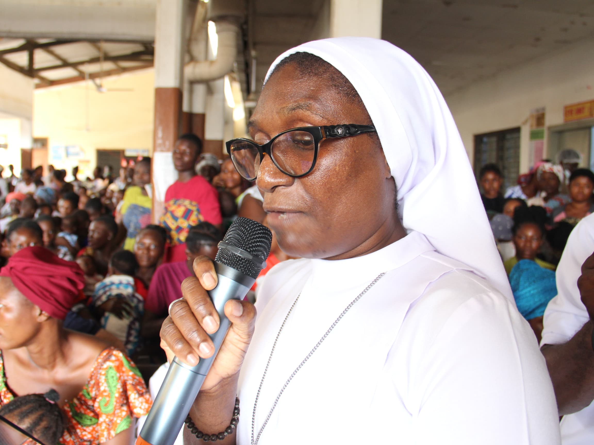 Hospital staff cheering during the visit